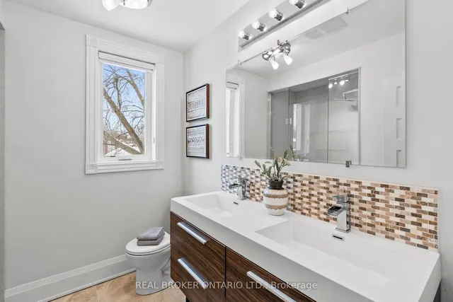 Additional image 18 of 32 Monarch Park Ave