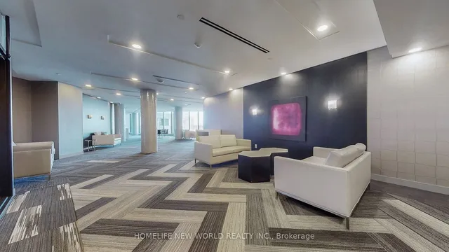 Additional image 34 of 49 East Liberty St Unit 2003