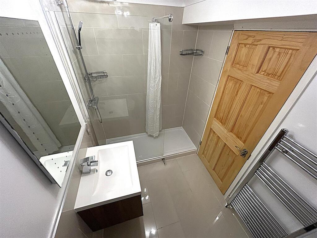 Additional image 5 of Addison Road, Bromley