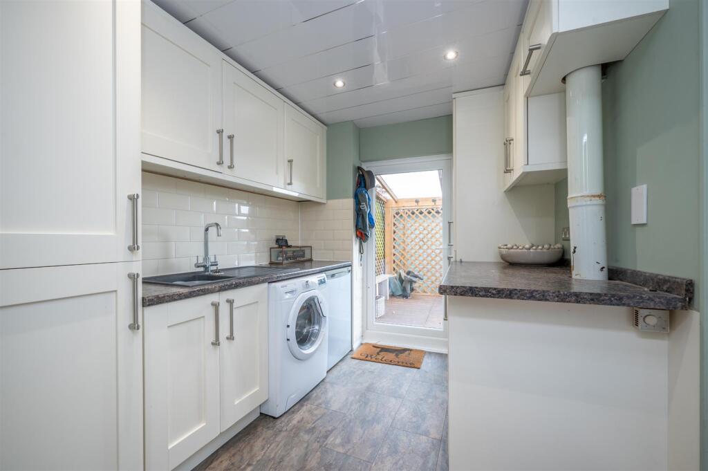 Additional image 7 of Appleby Close, Great Alne