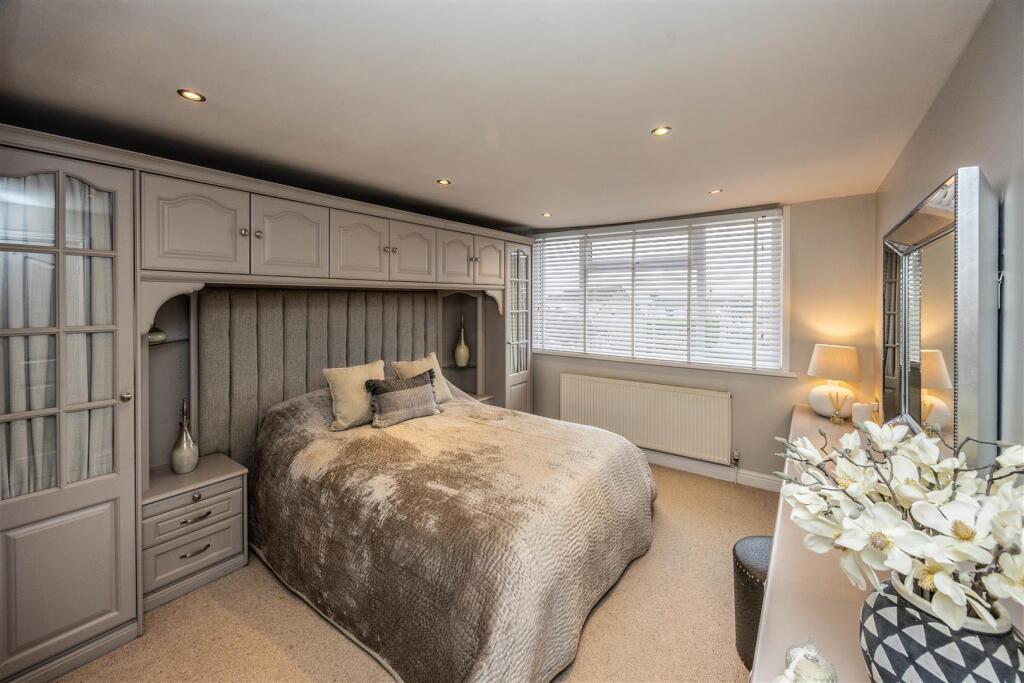 Additional image 14 of Coniston Avenue, Queensbury, Bradford