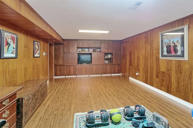 Additional image 20 of 15 Fulwell Cres