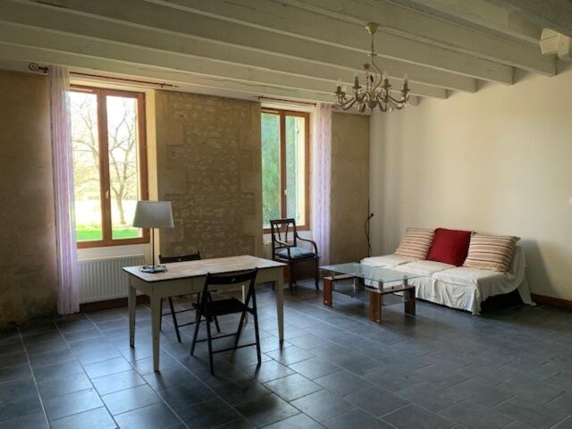 Additional image 2 of 17150 st-martial-de-mirambeau, France