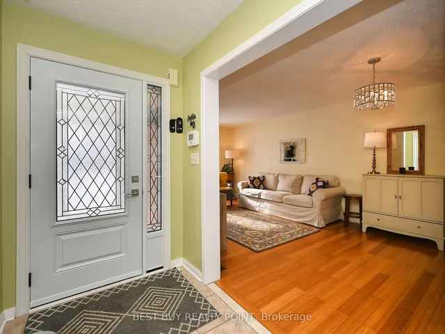 Additional image 4 of 605 Fourth Line