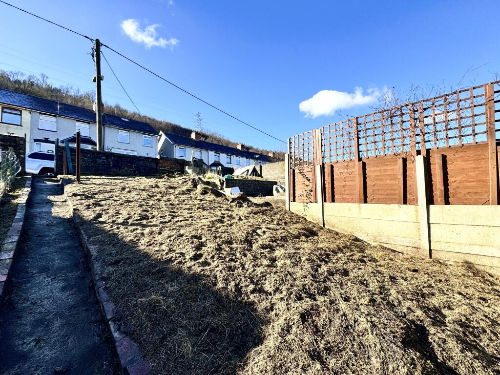 Additional image 18 of Elm Street, Abercwmboi, Aberdare