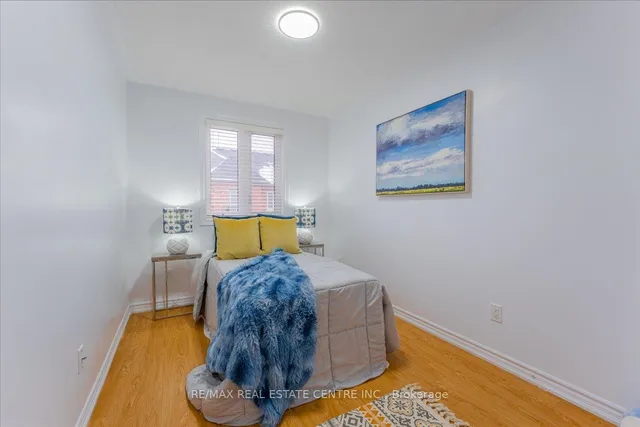 Additional image 38 of 7 Shiff Cres