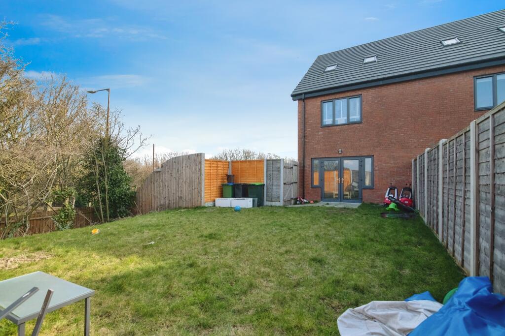 Additional image 12 of Fishers Bridge Close, Oldbury, B69