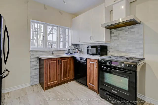 Additional image 10 of 109 High Park Ave