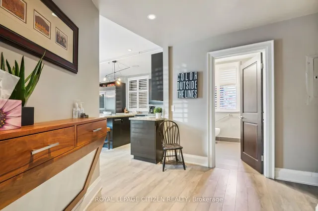 Additional image 2 of 326 Carlaw Ave Unit 201