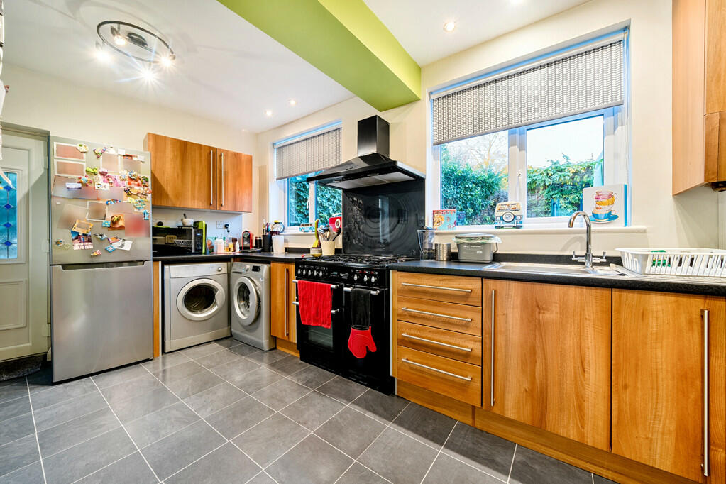 Primary image of Warren Avenue, Bromley