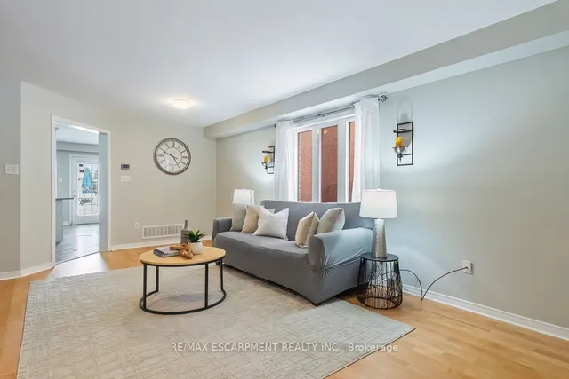 Additional image 4 of 51 Olde Town Rd