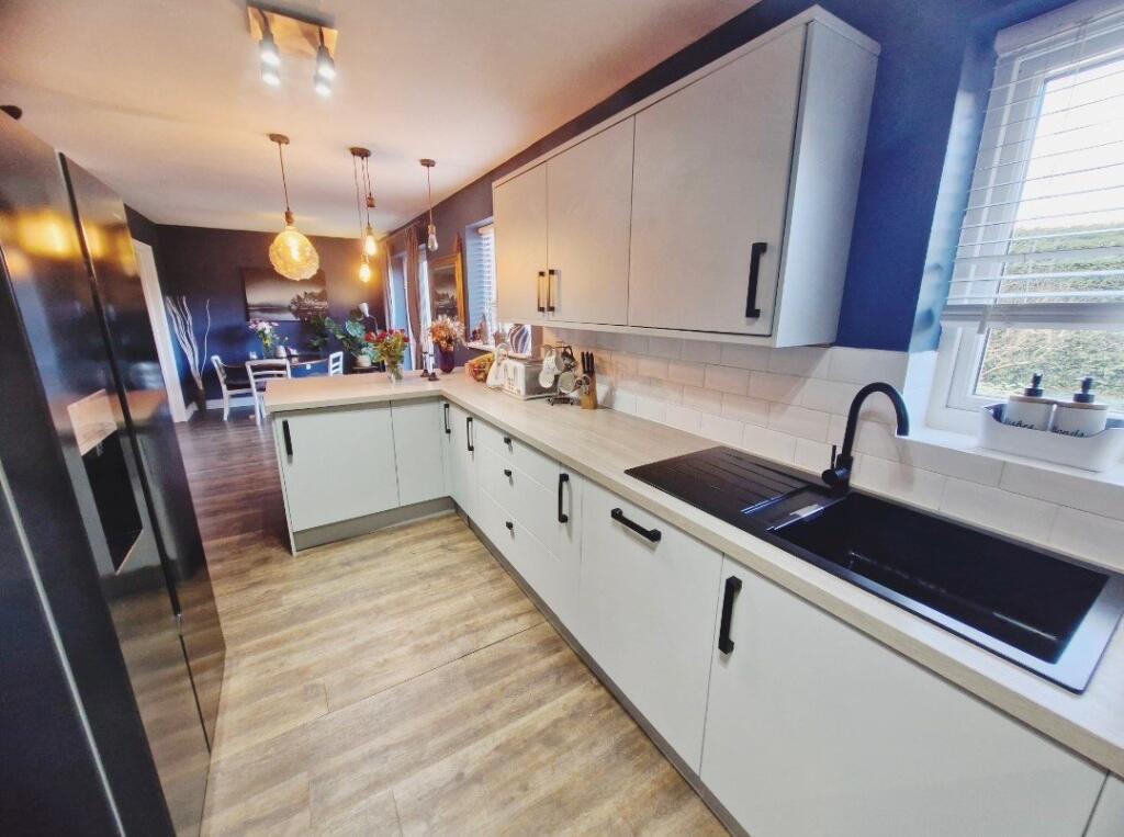 Additional image 4 of Shirley Avenue, Gomersal, West Yorkshire, BD19