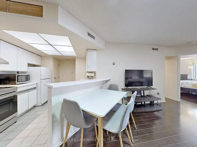 Additional image 17 of 1001 Bay St Unit 701