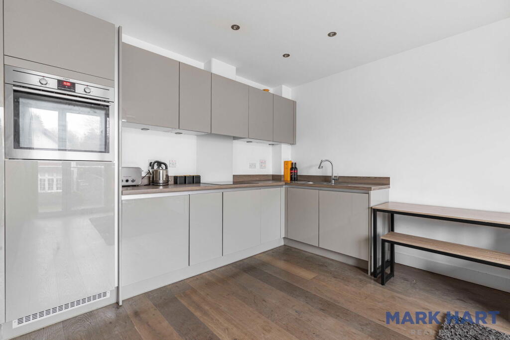 Additional image 7 of Knoll Rise, Orpington, BR6 0FD