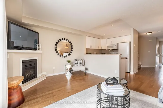 Additional image 12 of 2025 Cleaver Ave Unit 35