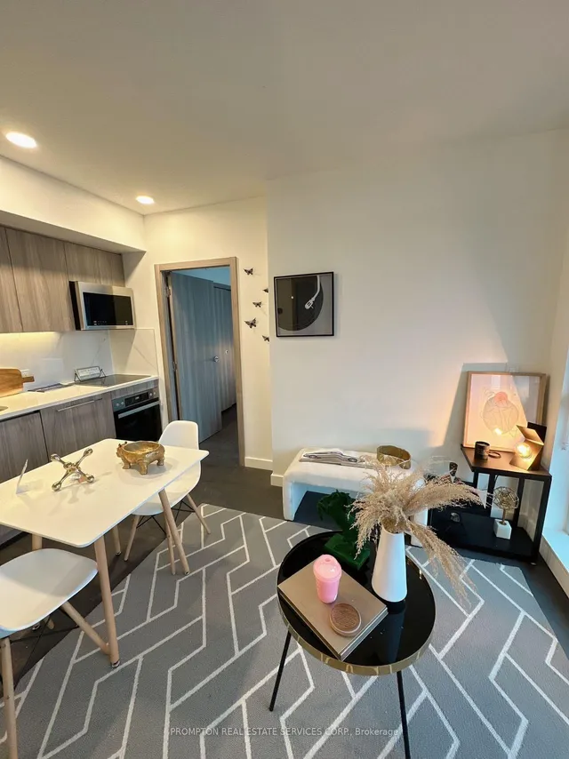 Additional image 27 of 38 WIDMER St Unit 2908