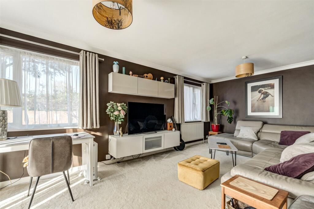 Warren Road, Worthing, West Sussex, BN14