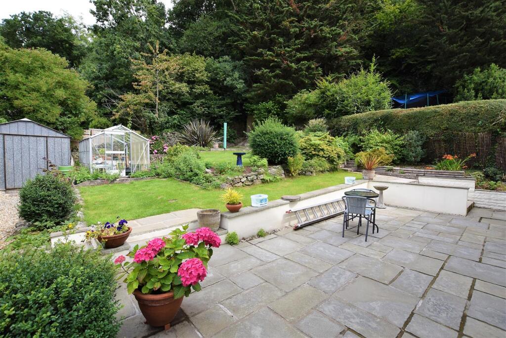 Additional image 20 of Elevated position with the Swiss Valley