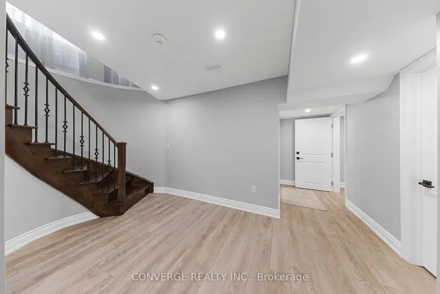 Additional image 29 of 9 Islington Dr