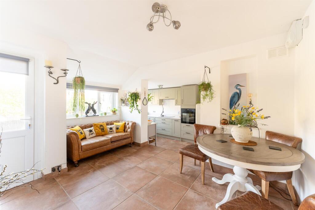 Additional image 5 of Pine Hill, Worle - Beautiful Bungalow