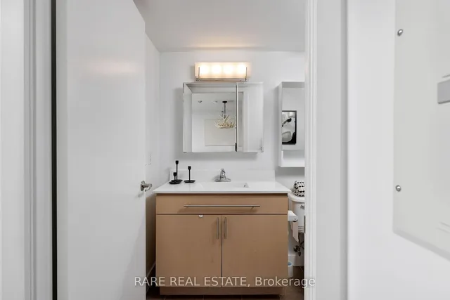 Additional image 32 of 80 Western Battery Rd Unit 410