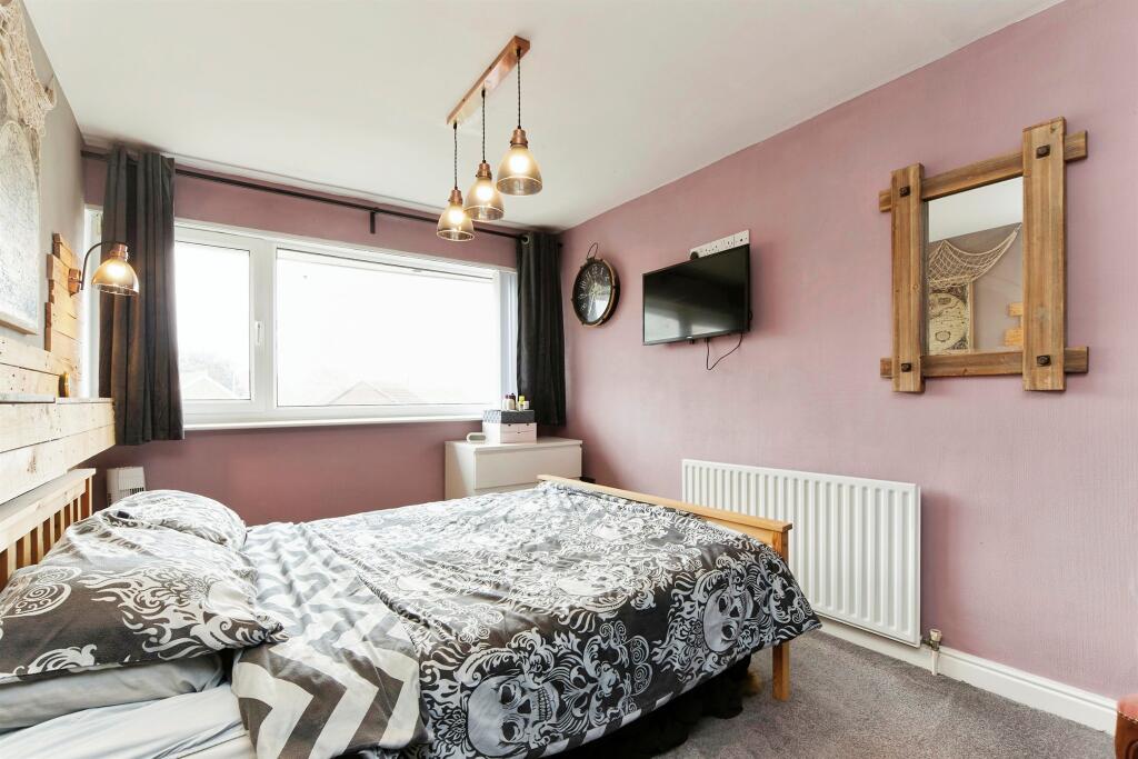 Additional image 9 of Fourlands Crescent, Bradford