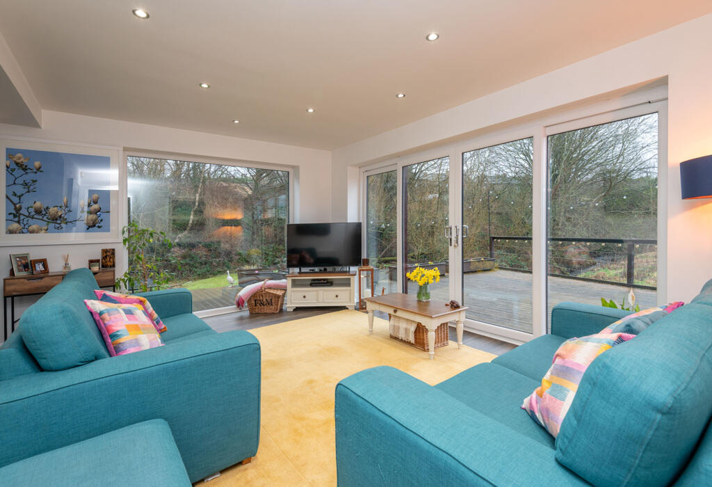 Additional image 9 of Brookfield View, Cleckheaton, West Yorkshire, BD19