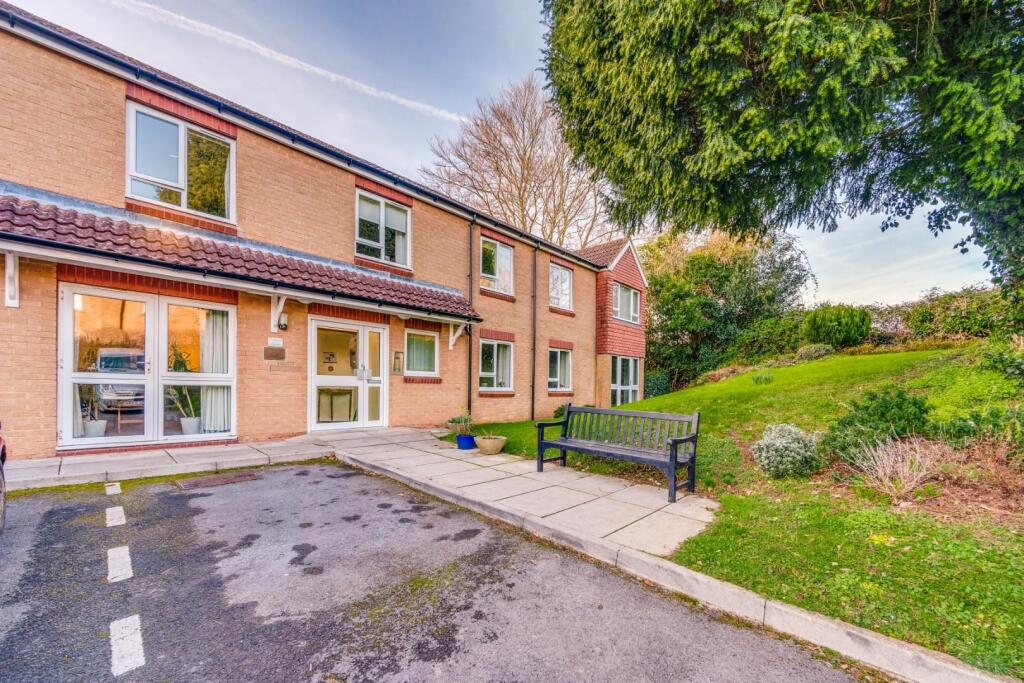 Primary image of Beautiful retirement apartment in central village location
