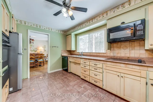 Additional image 17 of 9416 5 Side Rd