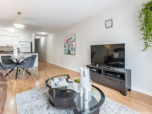 Additional image 8 of 55 Cedarcroft Blvd Unit 6