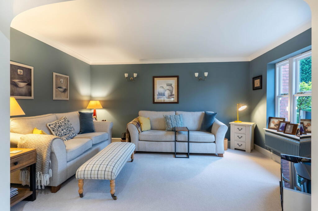 Additional image 8 of Merriemont Drive, Barnt Green, B45 8QZ