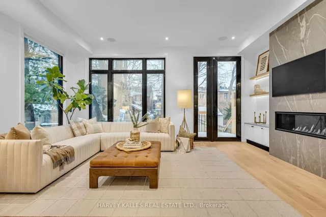 Additional image 20 of 72 Castlefield Ave