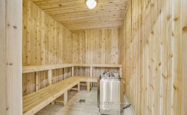 Additional image 29 of 31 Bales Ave Unit 501