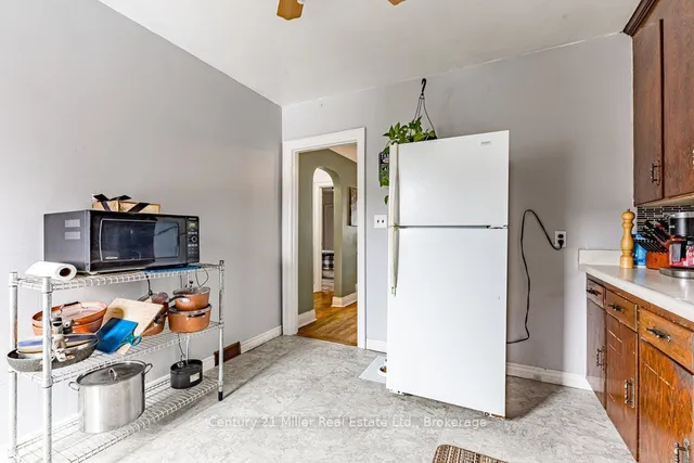 Additional image 31 of 131 Harmony Ave