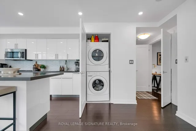 Additional image 19 of 81 Navy Wharf Crt Unit 1212