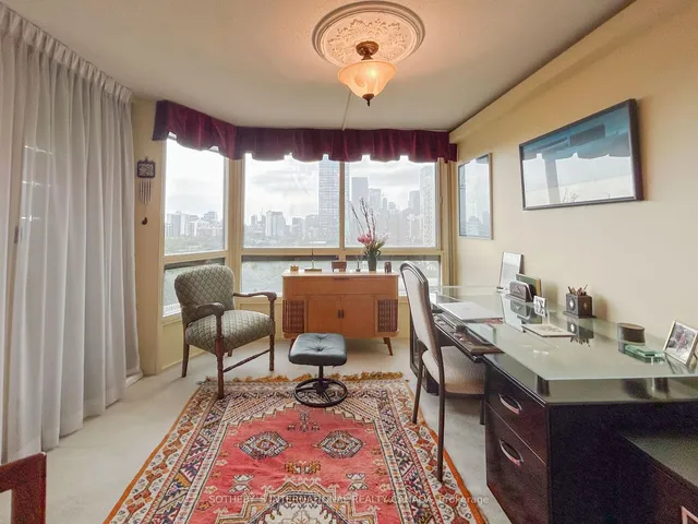 Additional image 24 of 130 Carlton St Unit 906