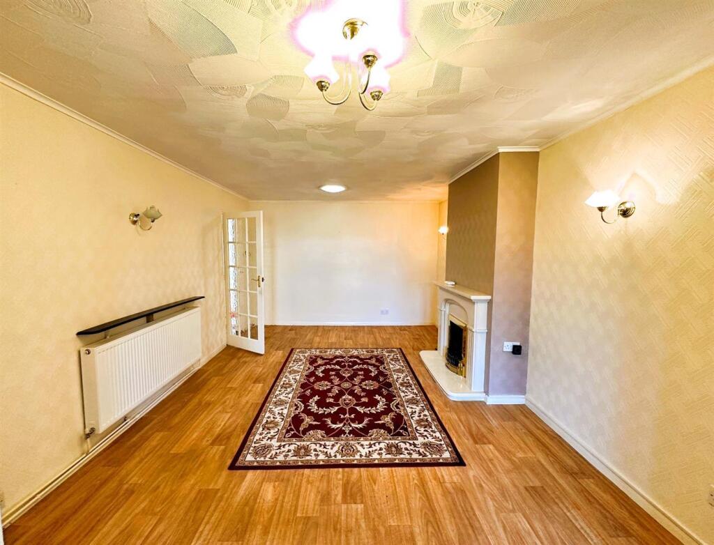 Additional image 8 of Derwent Drive, Crofton