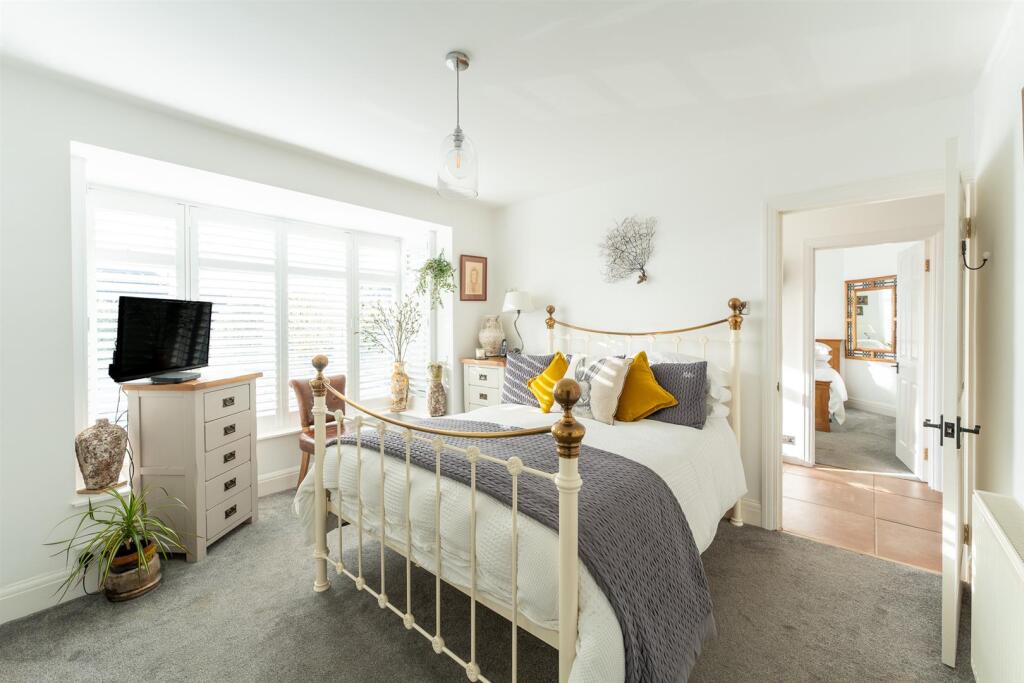 Additional image 7 of Pine Hill, Worle - Beautiful Bungalow