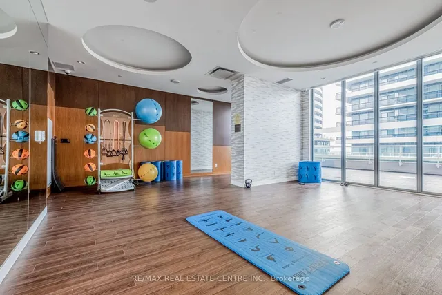 Additional image 34 of 70 Annie Craig Dr Unit 703