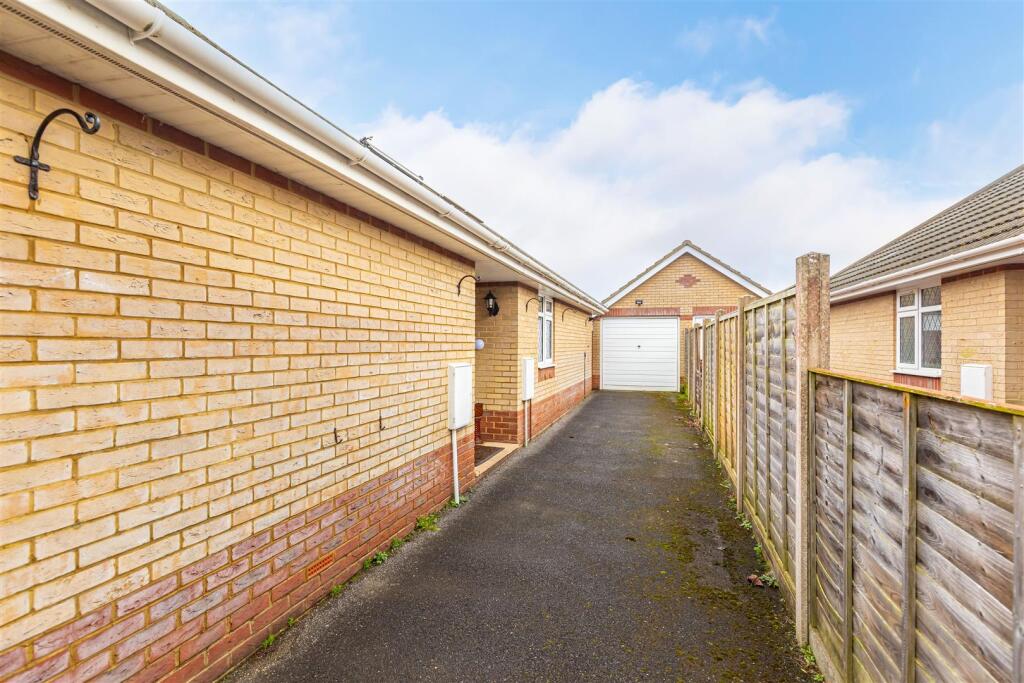 Additional image 18 of Spacious Bungalow on Evelyn Road, Bournemouth