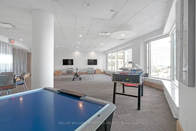 Additional image 38 of 10 Yonge St Unit 2212