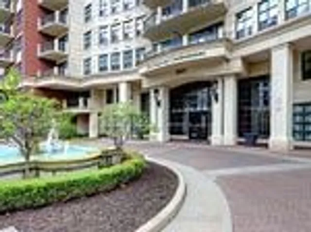 Additional image 4 of 2855 Bloor St Unit 517