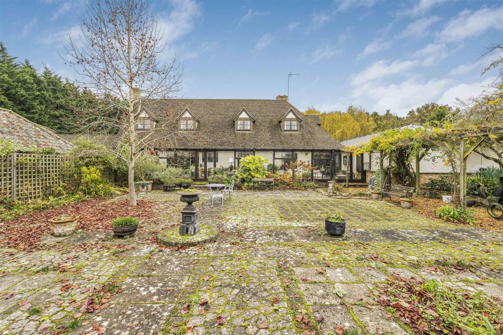 Additional image 30 of The Avenue, Madingley