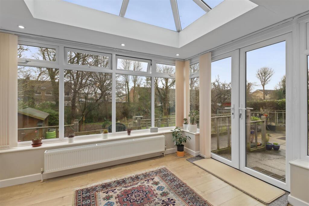 Additional image 2 of Hawthylands Crescent, Hailsham