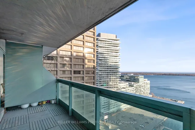 Additional image 35 of 10 Yonge St Unit 2212