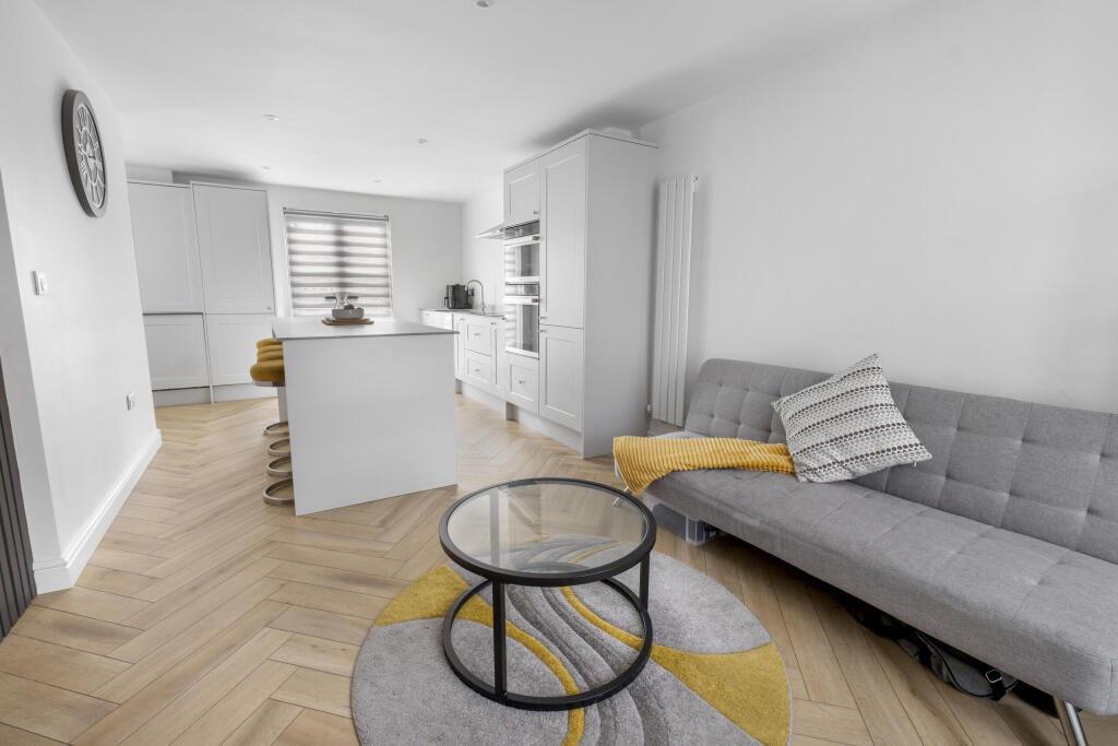 Additional image 2 of Iron Way, Bromsgrove. B60