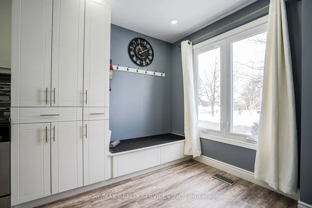 Additional image 3 of 54 Ferri Cres