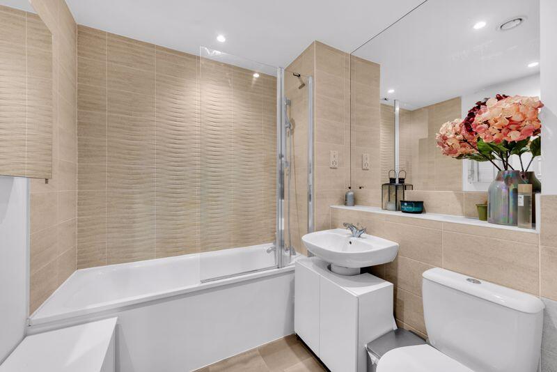 Additional image 12 of Ringers Road, Bromley