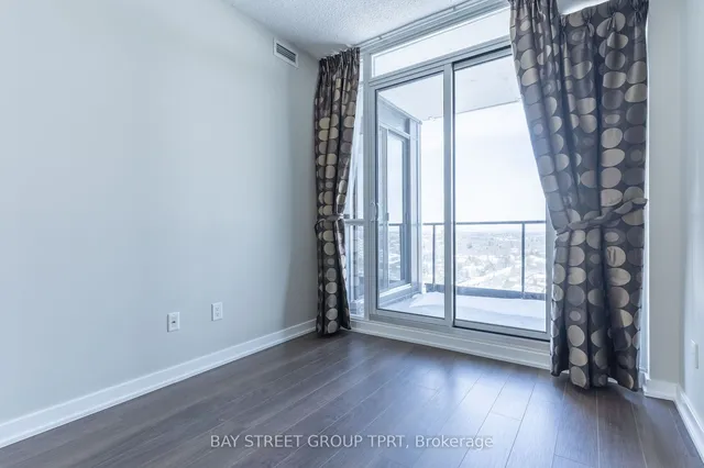 Additional image 23 of 33 Singer Crt Unit 2703