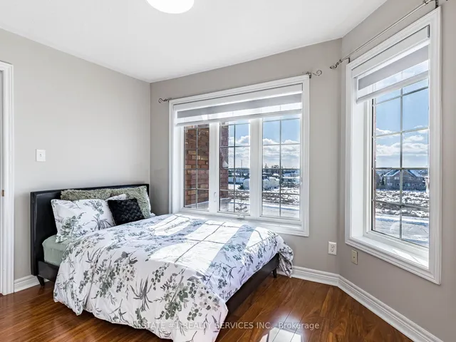 Additional image 37 of 3 October Pl